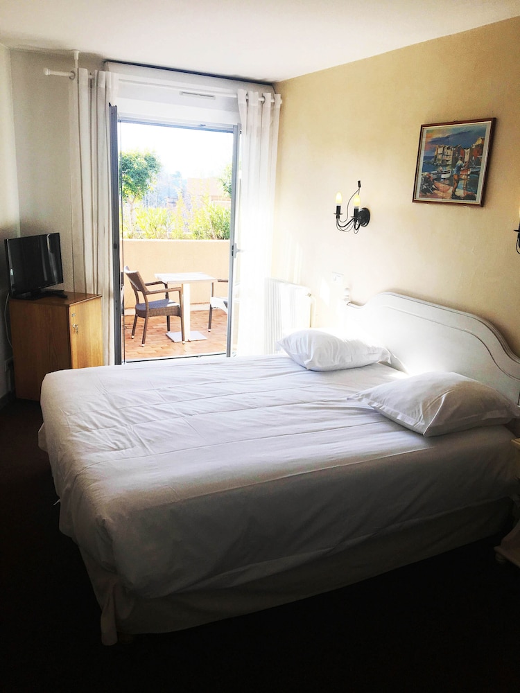 HOTEL LE MOZART 19/34