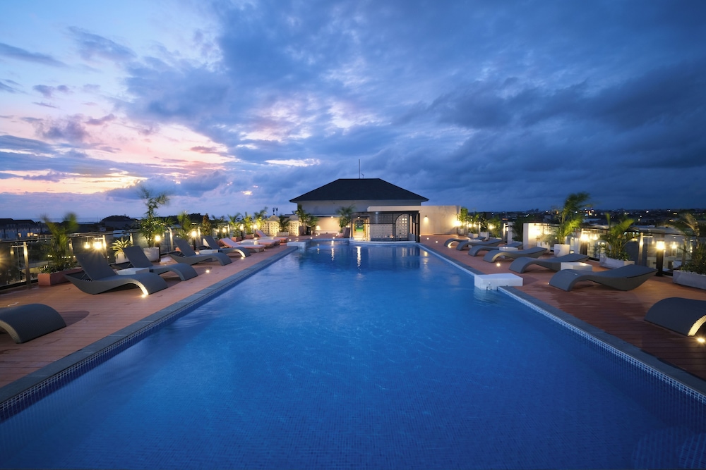 Aster Apartment Bali 70/72