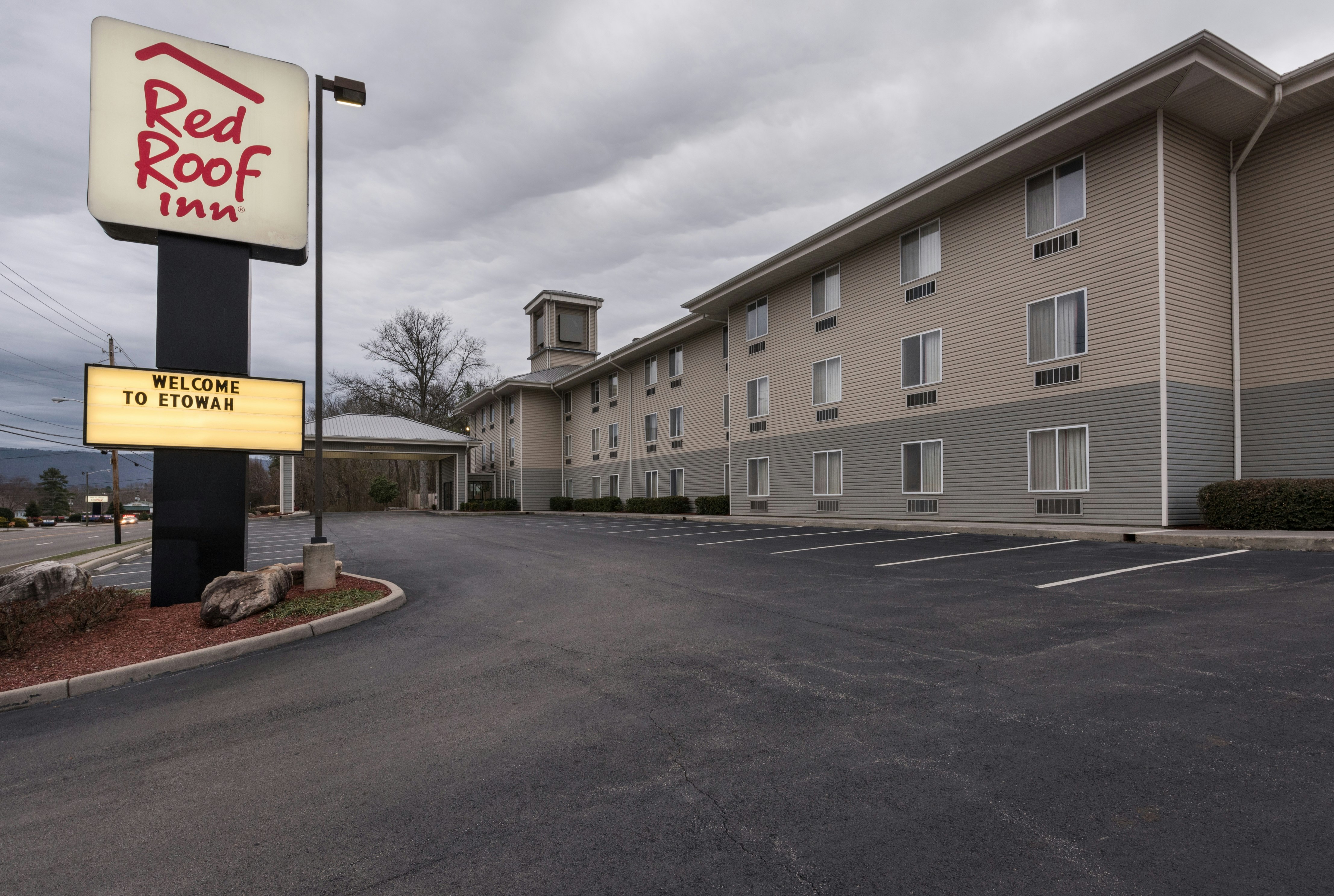 Red Roof Inn Etowah 4/49