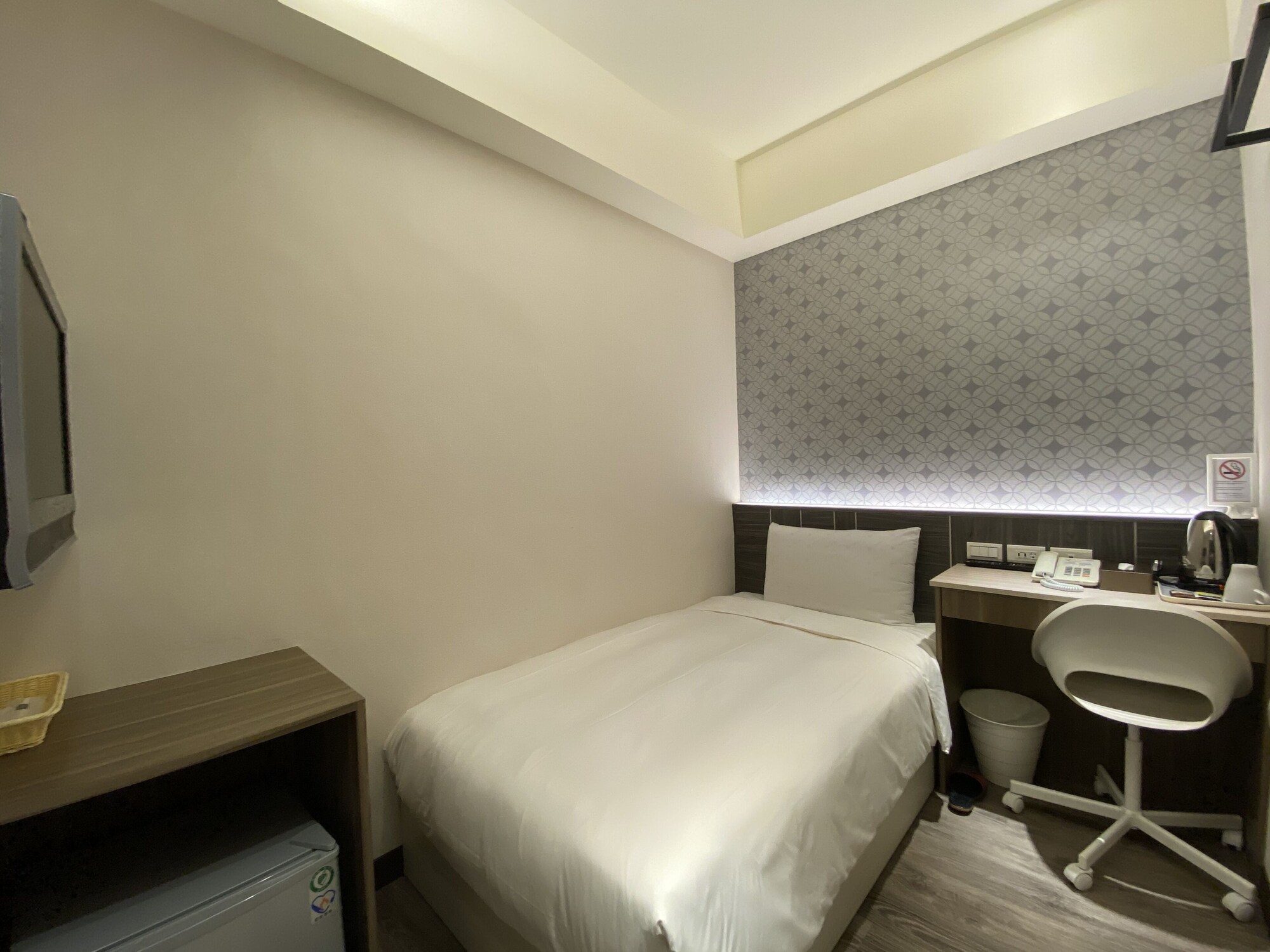 Standard, Single, Single Bed, No Window