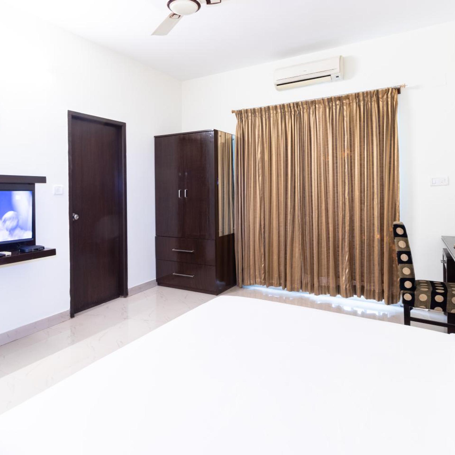 Niche Suites 9/36