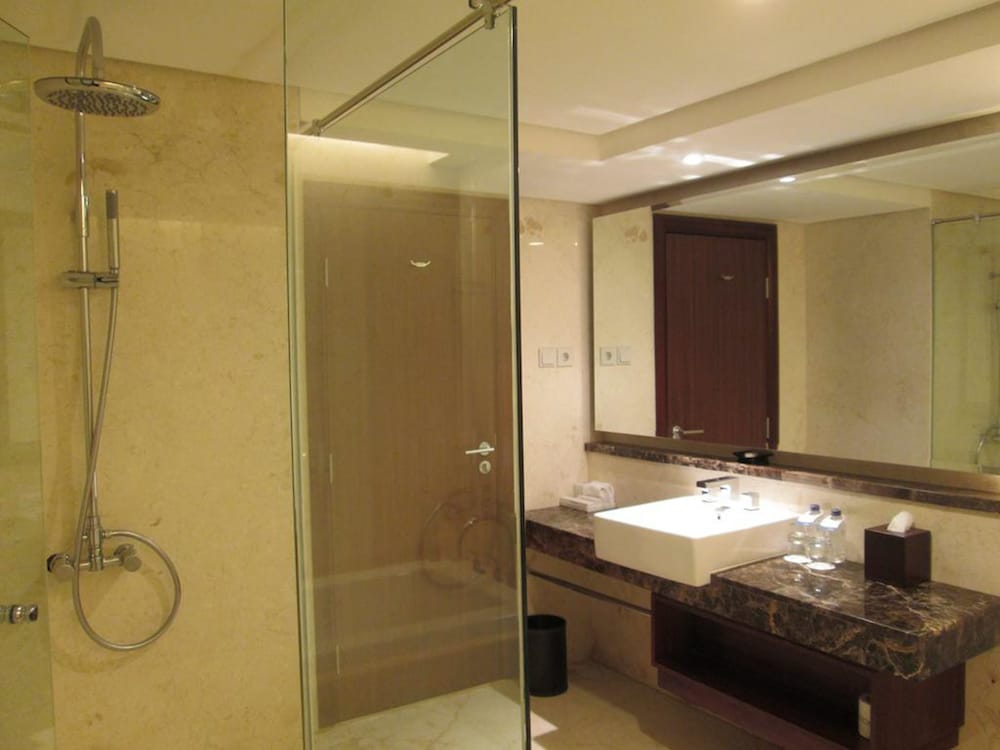 Aston Samarinda Hotel and Convention Center 6/42