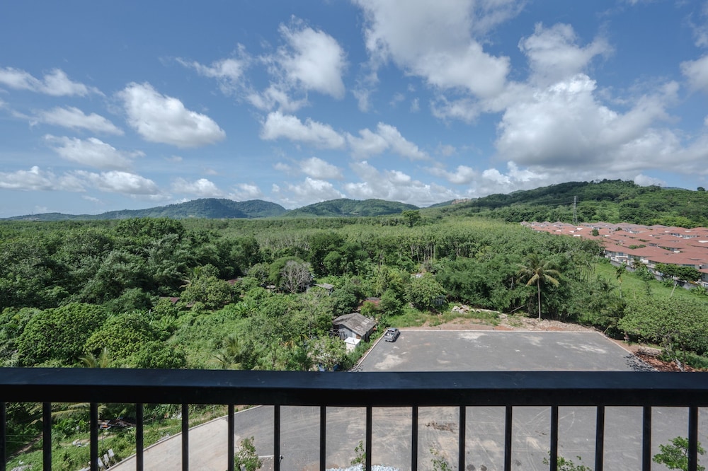 Tour De Phuket Hotel 42/71