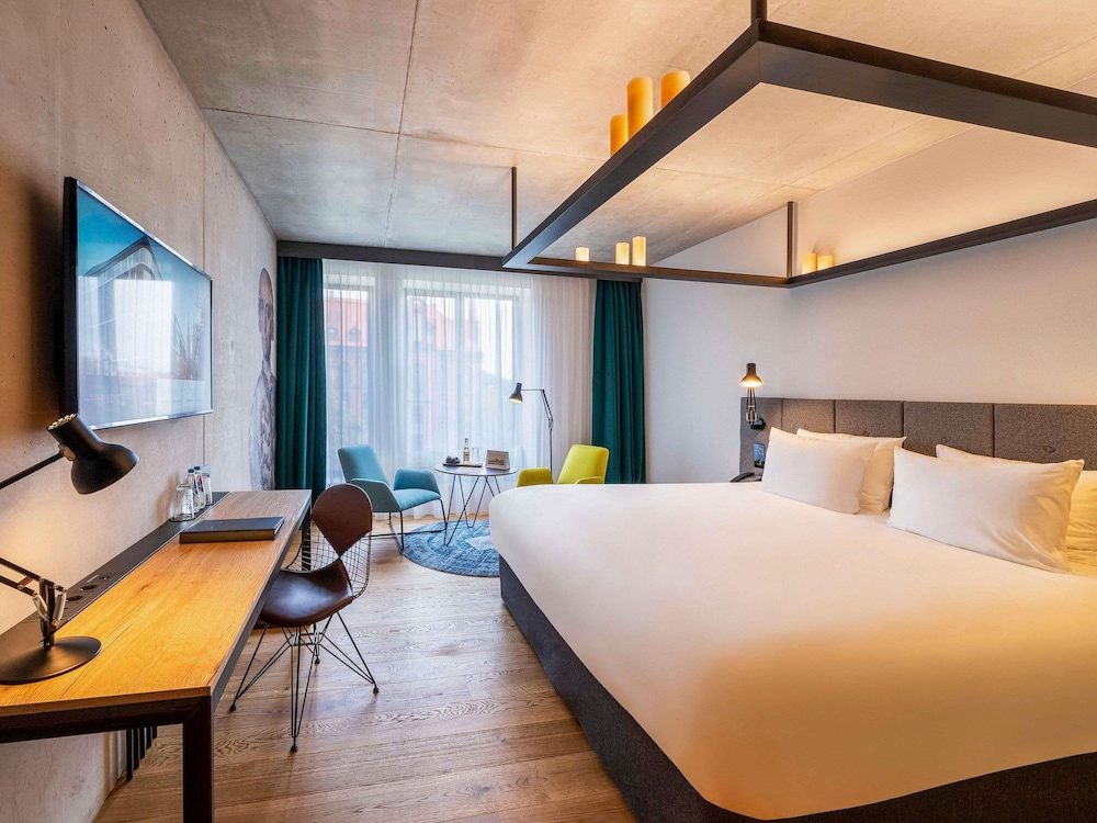 Superior, King Bed