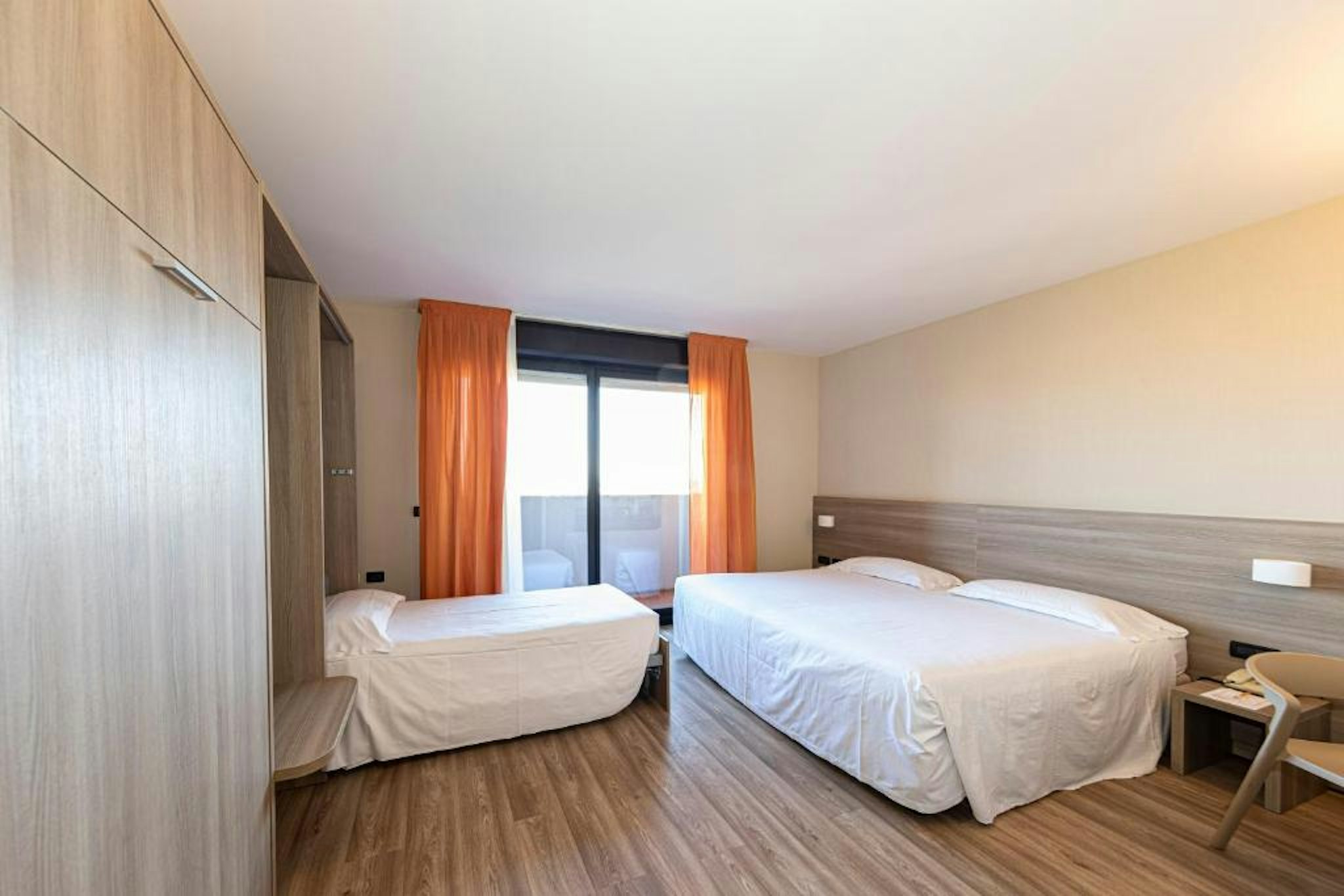 Hotel Donatello Imola 6/25