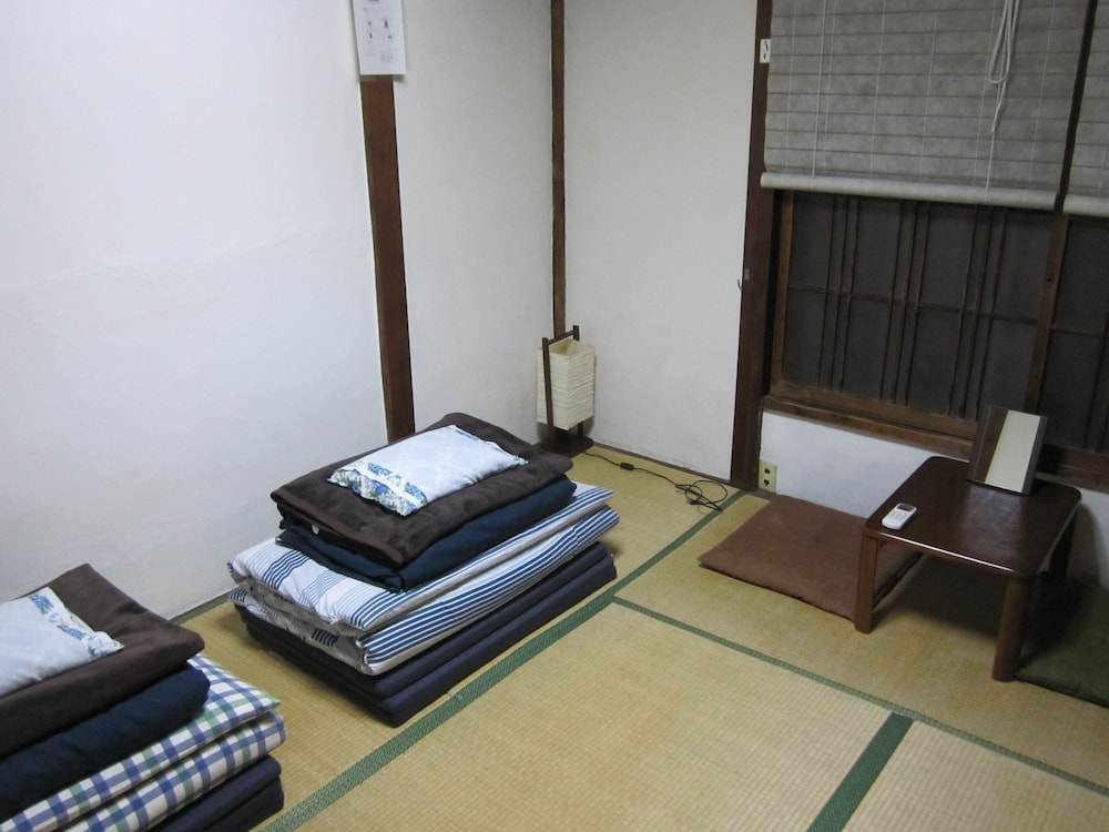Taito Ryokan 36/43