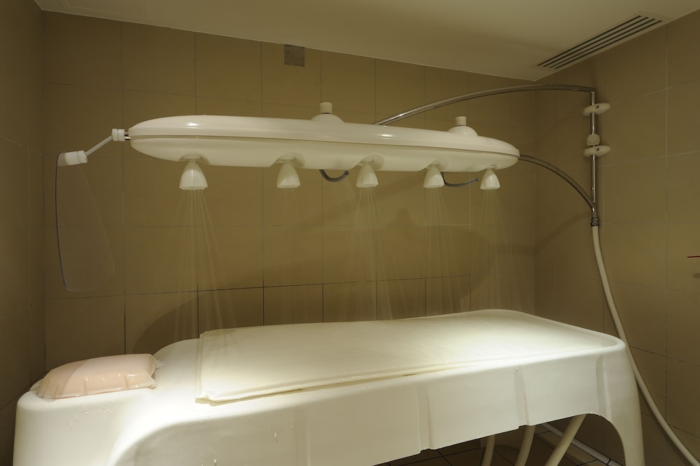 Hotel Radiana 16/64