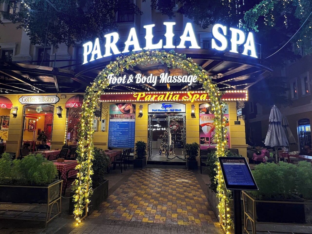 Paralia Hotel Phu Quoc 2/50