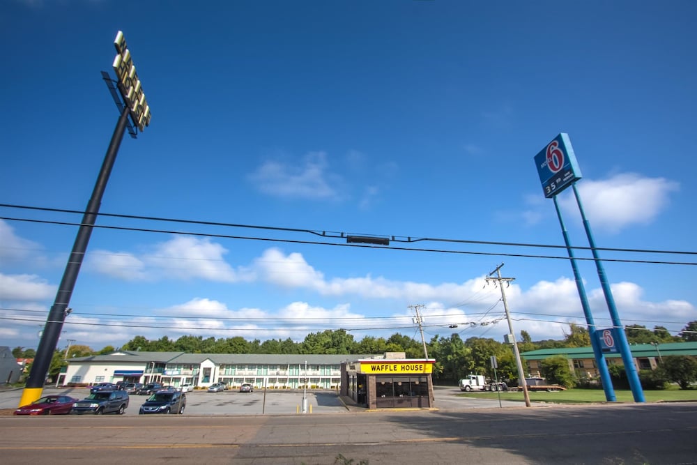 Motel6 Chattanooga, TN 36/43