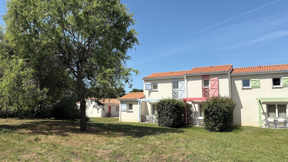 Lagrange Vacances Le Village De La Mer 43/49