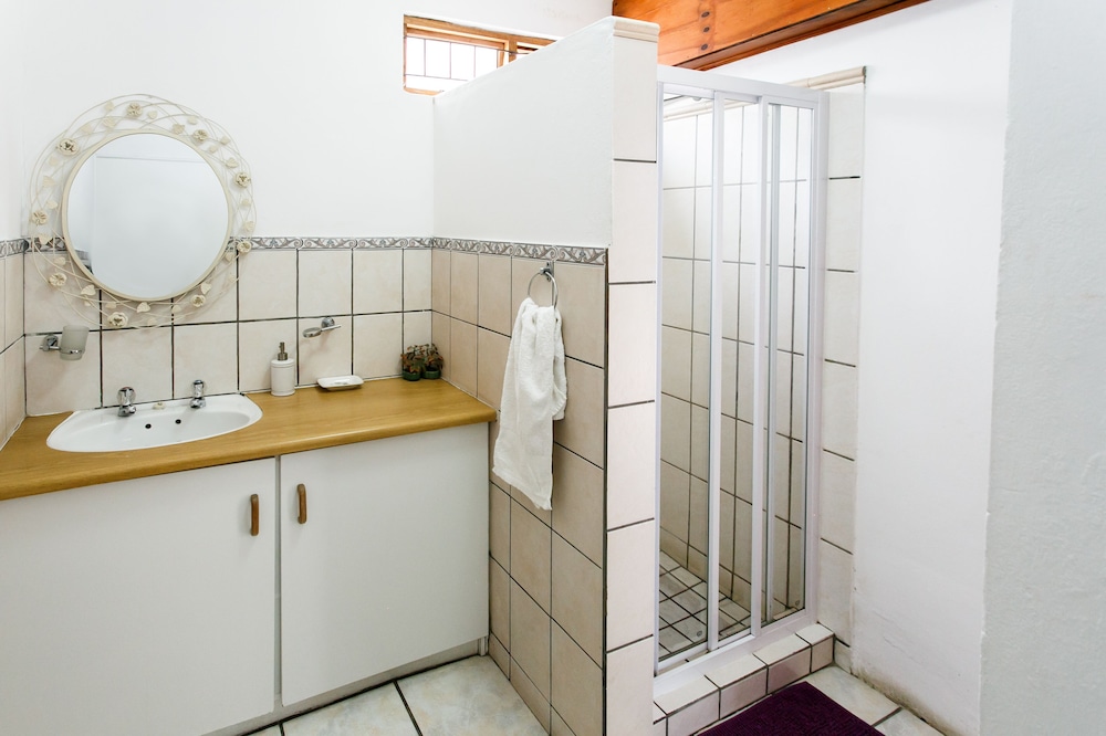 Langenhoven B And B 50/50