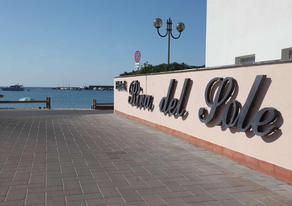 Hotel Riva Del Sole 65/70