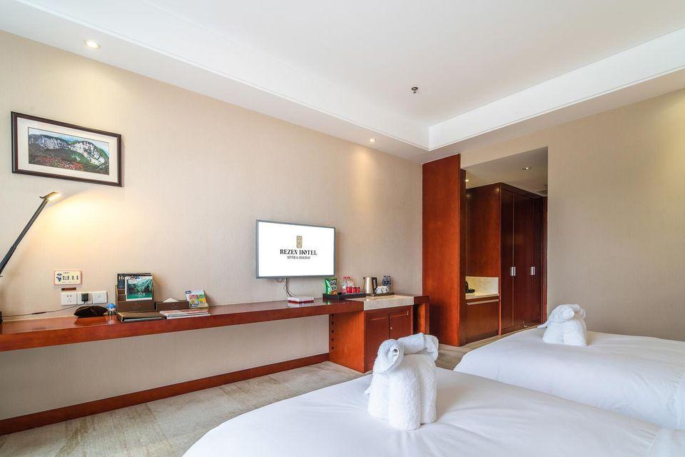 Deluxe, Leisure, Twin Beds