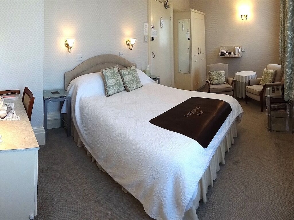 The Chudleigh 17/37