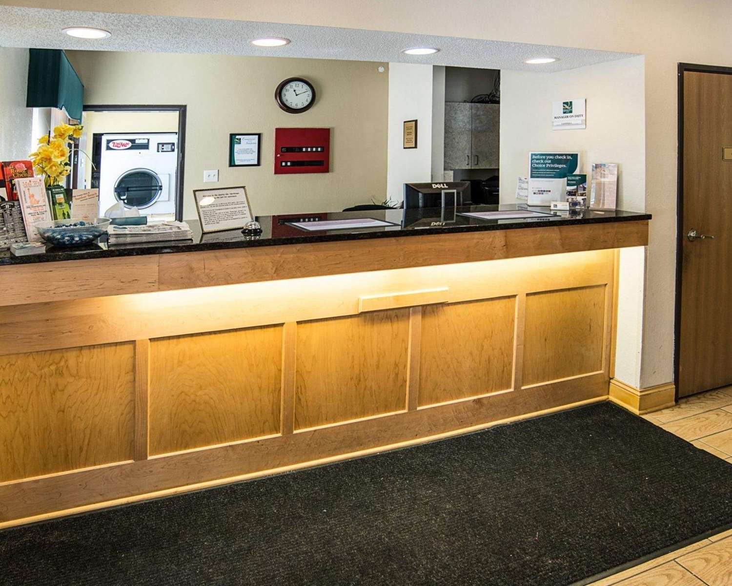 Quality Inn Near Northtown Mall & National Sports Center 5/23