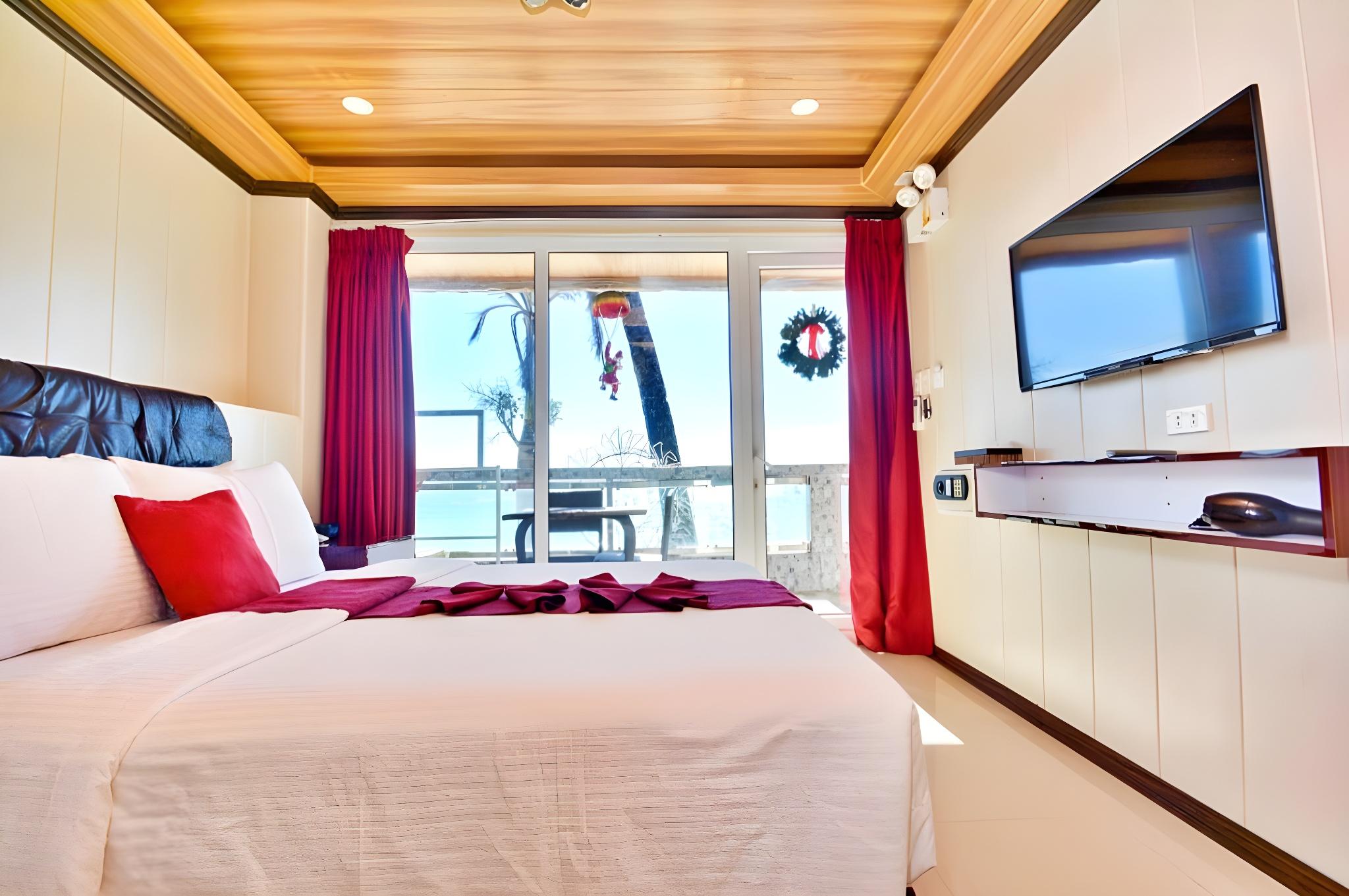 Deluxe, Beach Front, Sea View