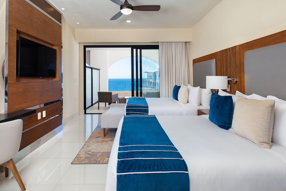 DELUXE, STUDIO, OCEAN VIEW