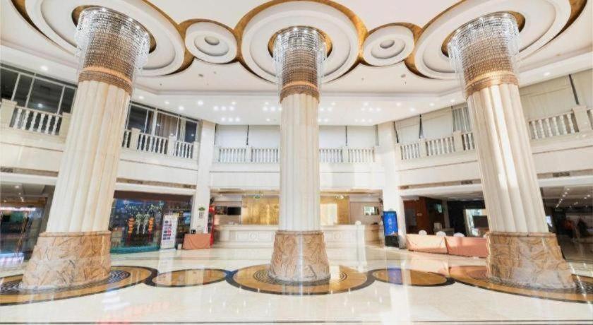 Vienna International Hotel (Nanning East Railway Station) 15/50