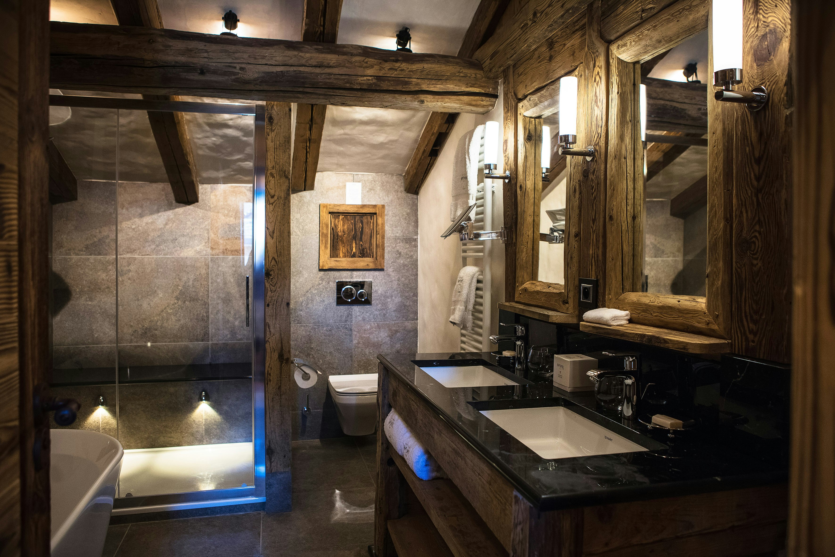 Hotel Restaurant La Bouitte - Relais & Chateaux - 2 etoiles Michelin 14/14
