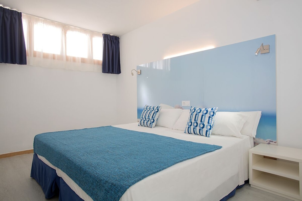 1 BEDROOM, APARTMENT