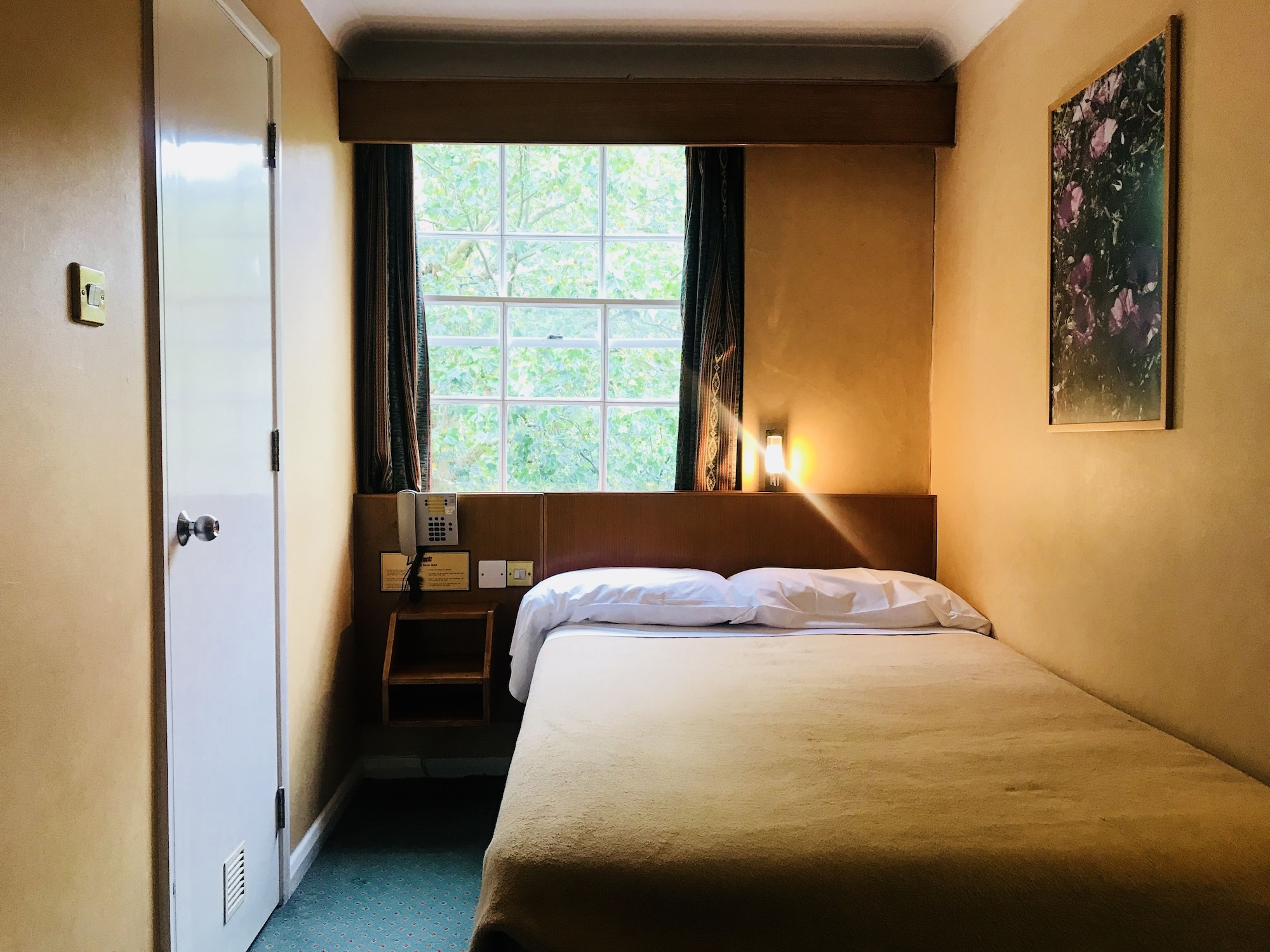 STANDARD, DOUBLE BED