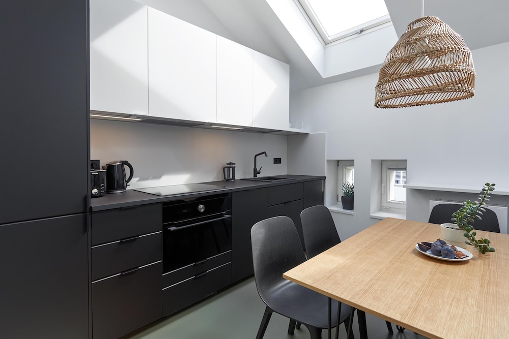 Plantonia Aparthotel 34/45
