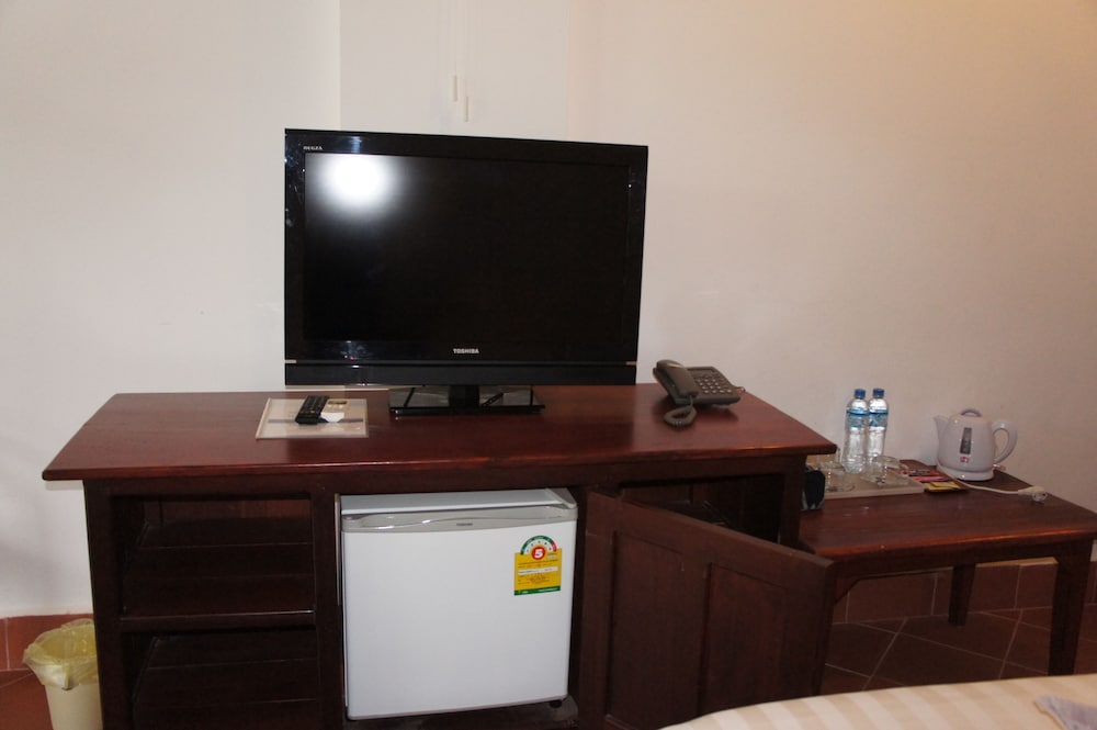 Silver Naga Hotel 45/58