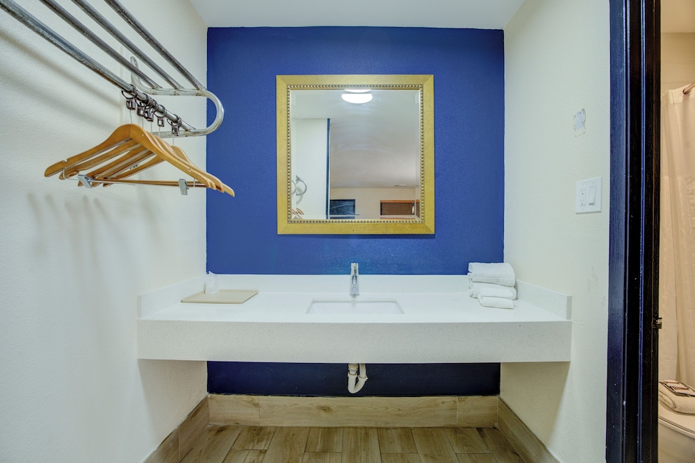 Texas Inn Brownsville by Hotel O 53/53