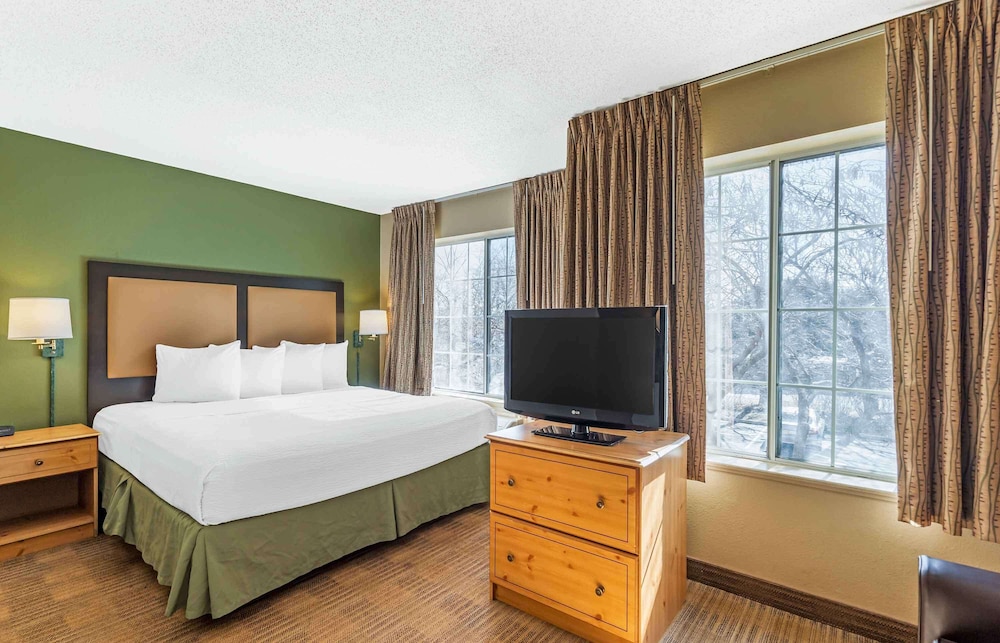 Extended Stay America - Chicago - Naperville - East 22/50