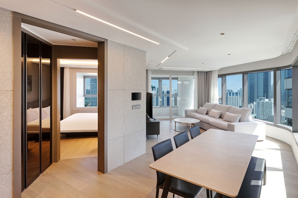 NewCZ Haeundae Residence 55/65