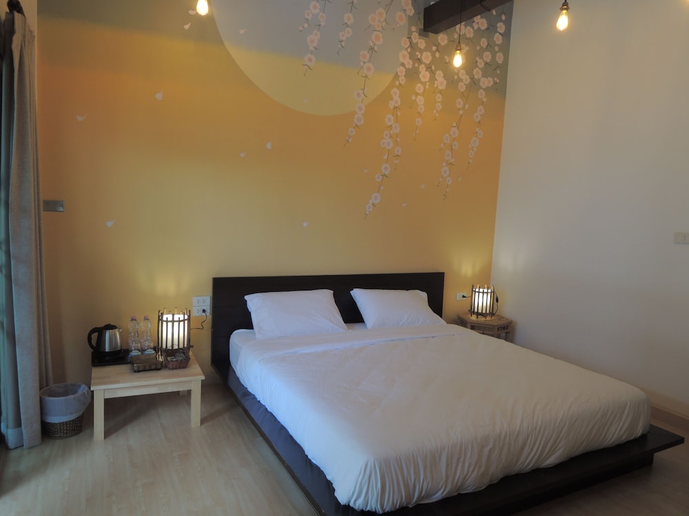 Aiims Tales Canal Boutique House 4/32