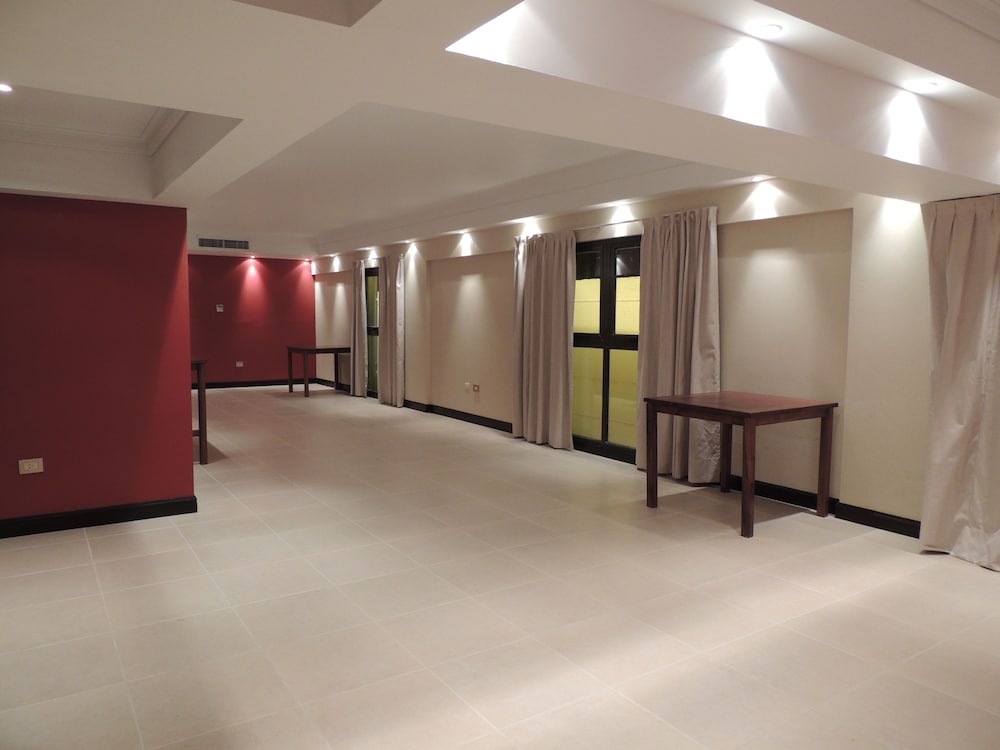 Premium Tower Suites San Luis 56/60