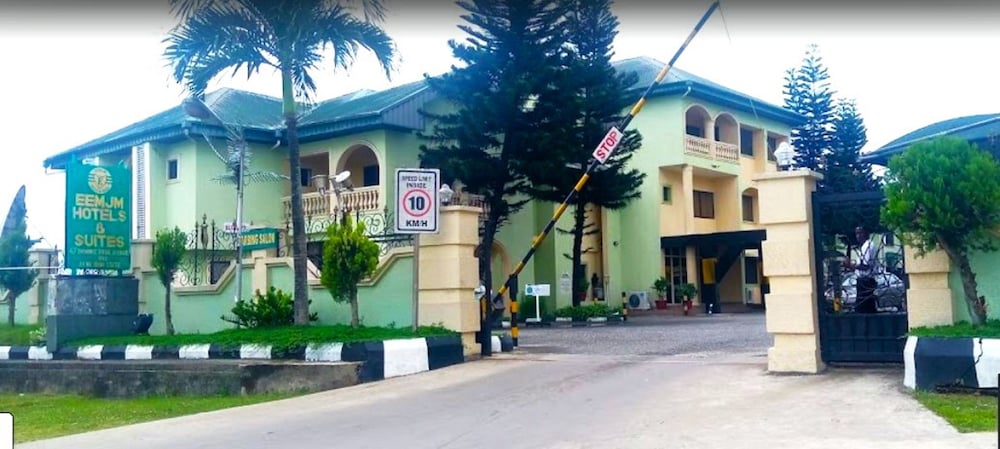 Eemjm Hotels And Suites Limited 3/42