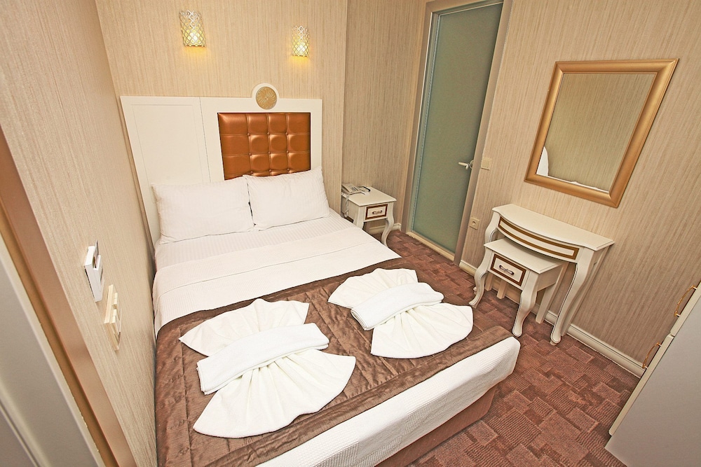 Cuento Hotel 4/62