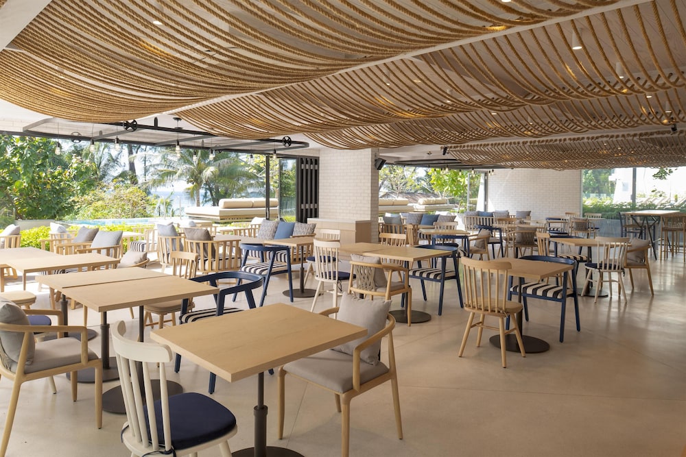 Radisson Blu Resort, Phuket Mai Khao Beach 34/50