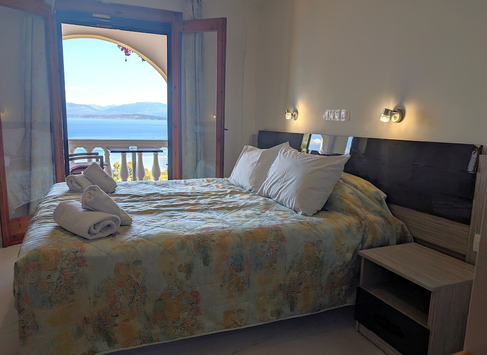 استوديو سوبيريور بإطلالة على البحر، Dionysos Apartments 3/5