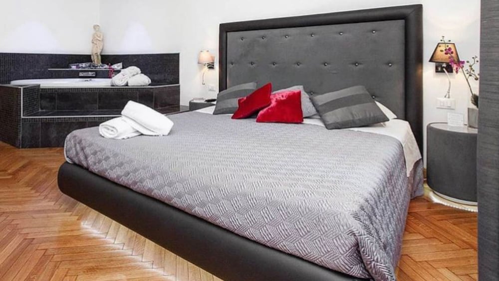 SUPERIOR, DOUBLE BED