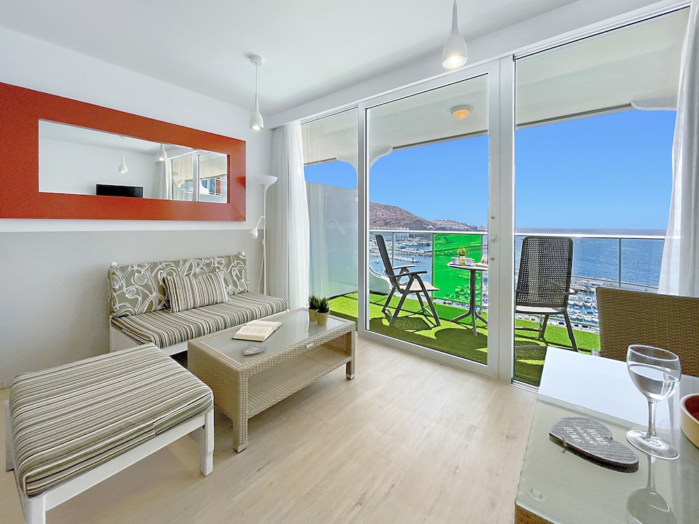 Punta Del Rey - Adults Only 20/50