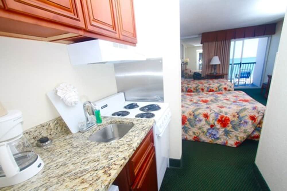 Boardwalk Beach Resort 16/40