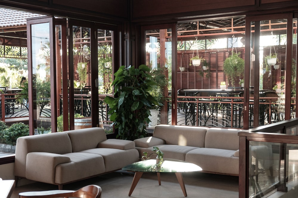 Silk Sense Hoi An River Resort 63/88