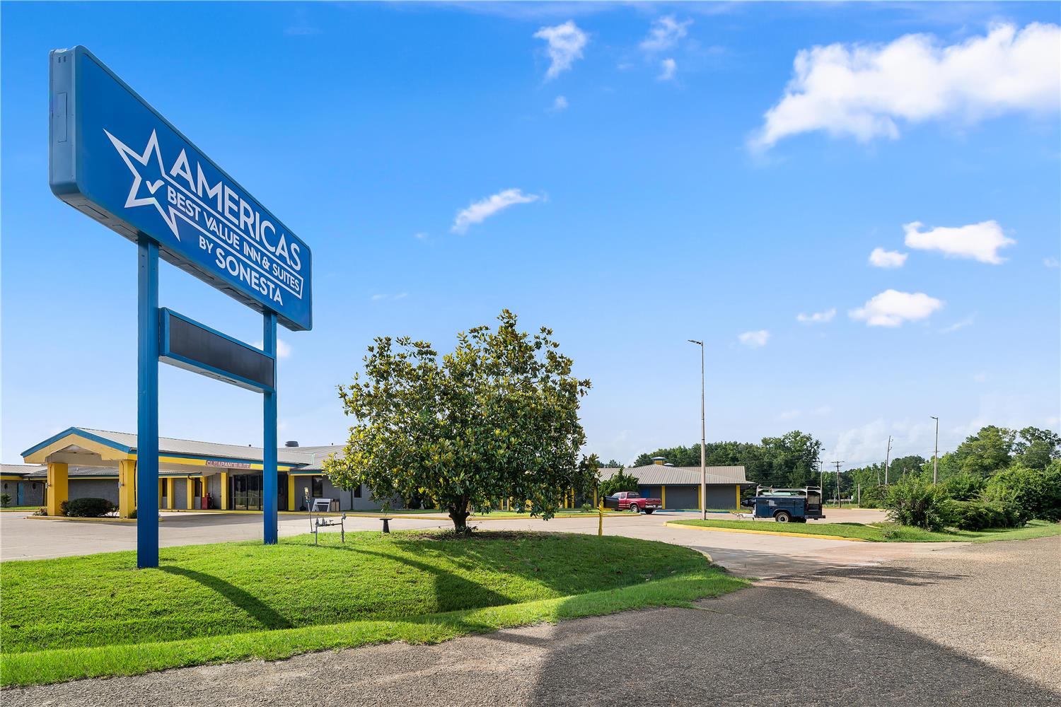 Americas Best Value Inn And Suites Aberdeen 12/16