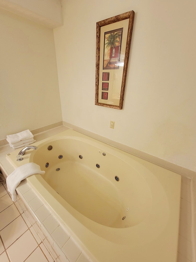 Town Inn 39/40
