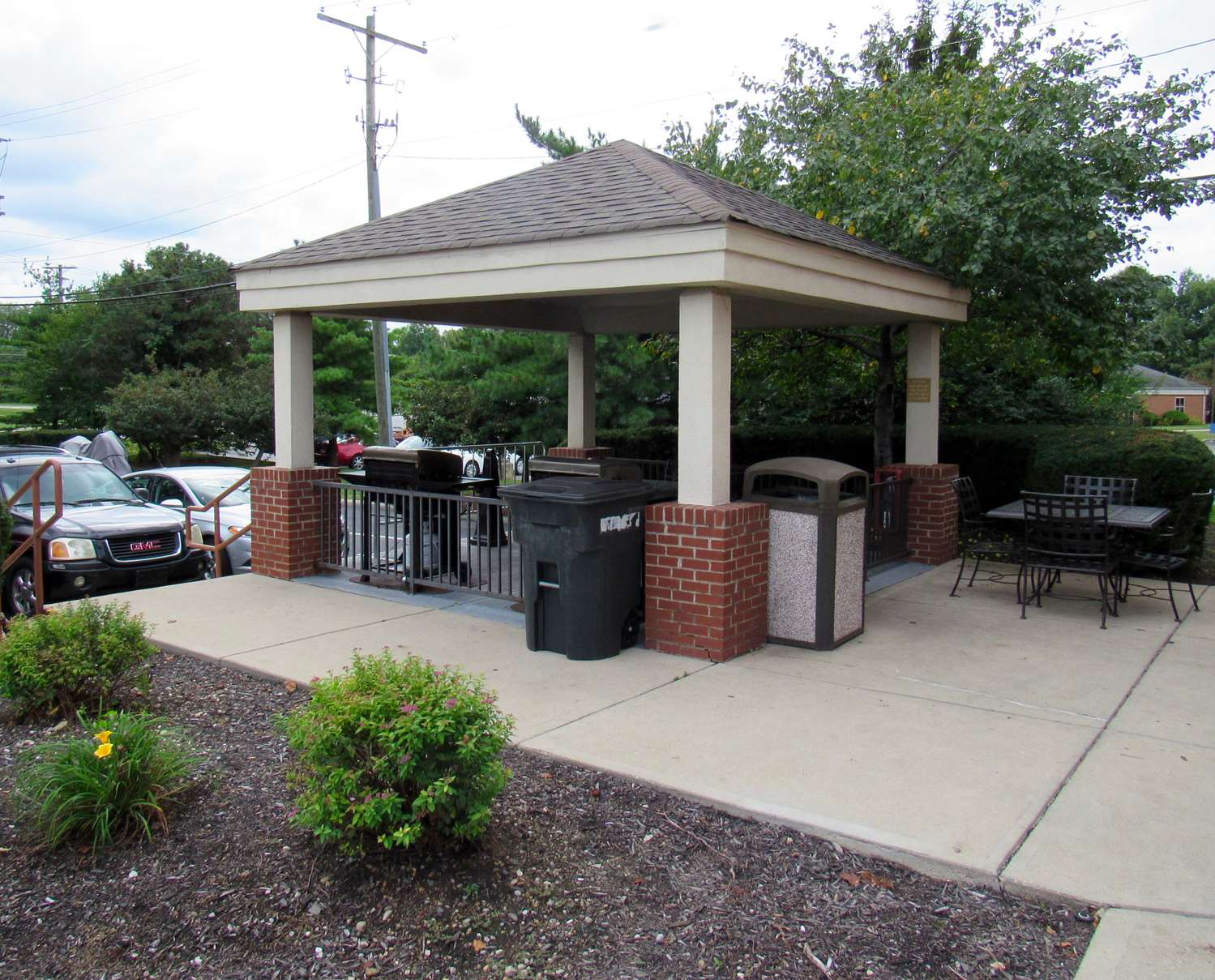 Sonesta Simply Suites Columbus Airport Gahanna 4/32
