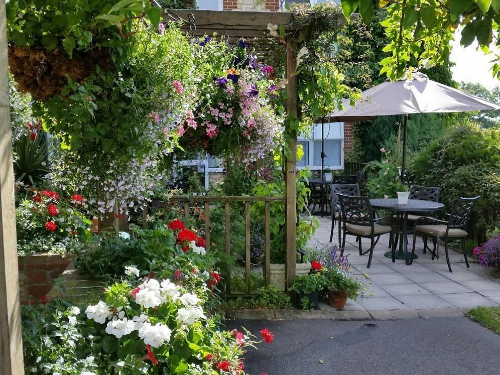 The Bolingbroke Hotel 6/35
