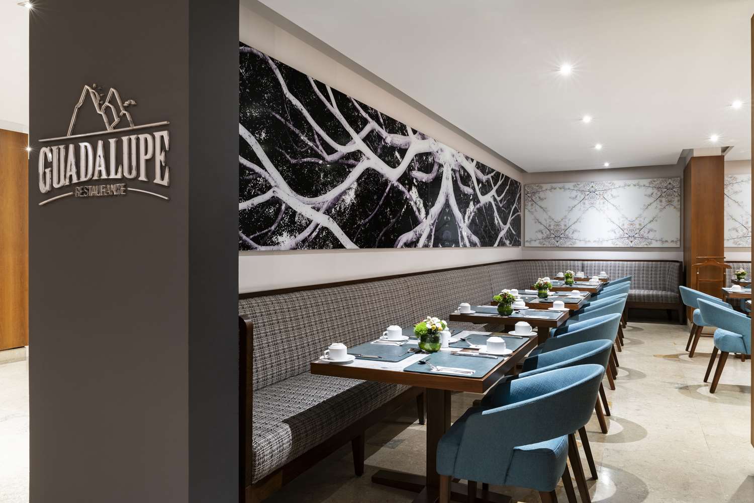 DoubleTree by Hilton Bogota Calle 100 25/31