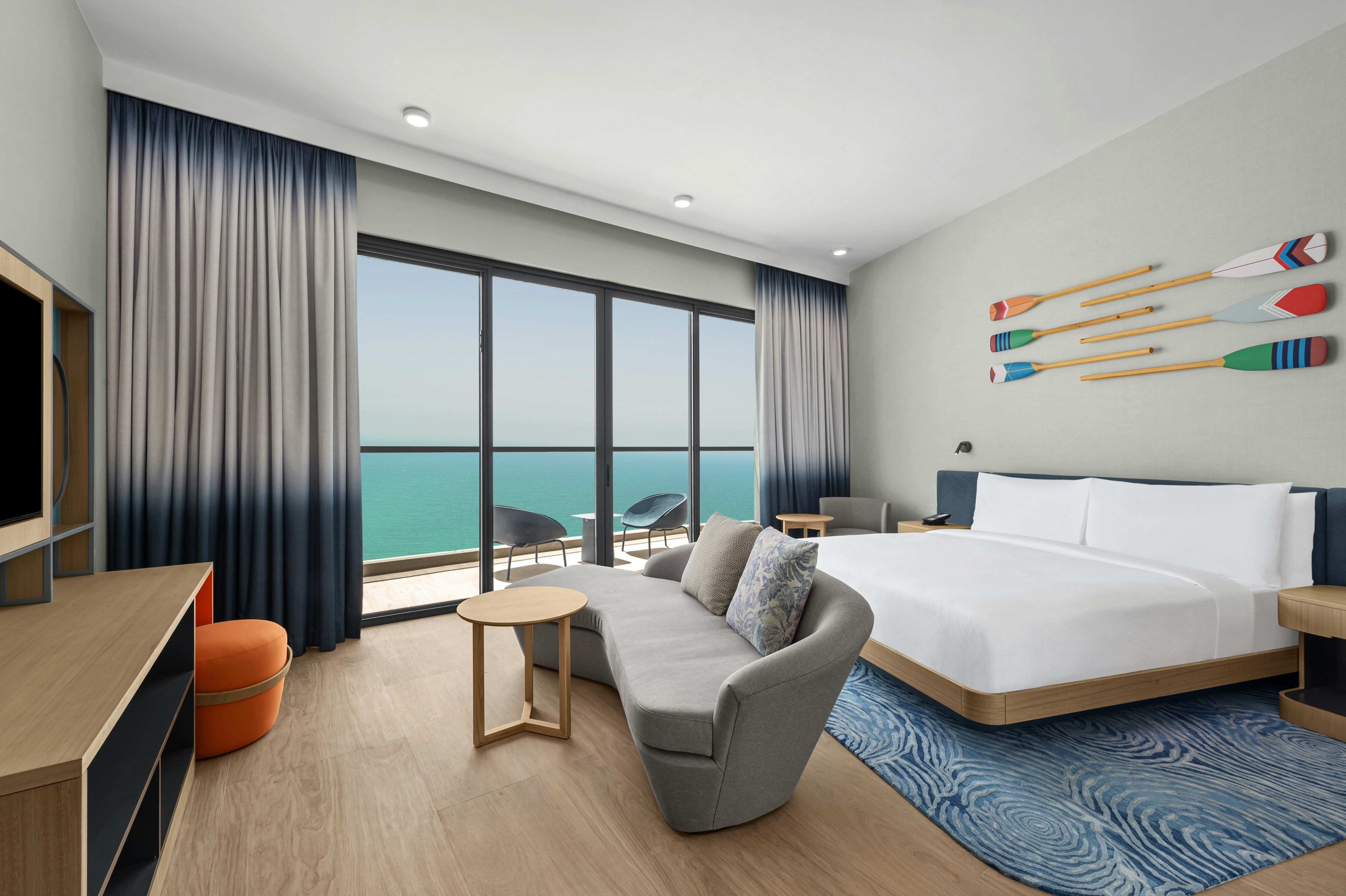 BREEZE, FAMILY, KING BED, WITH VIEW