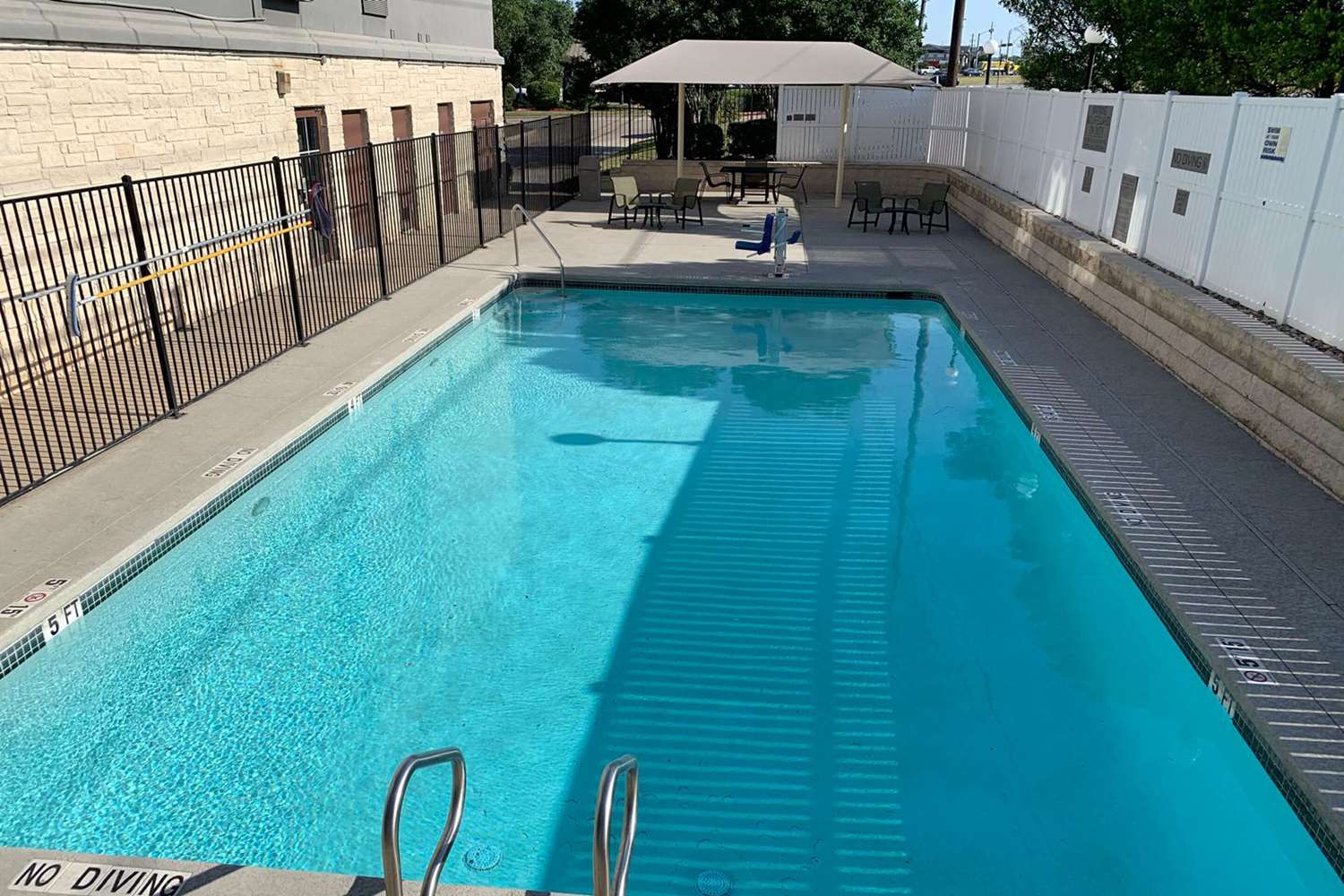Country Inn & Suites by Radisson, Austin North (Pflugerville), TX 31/45