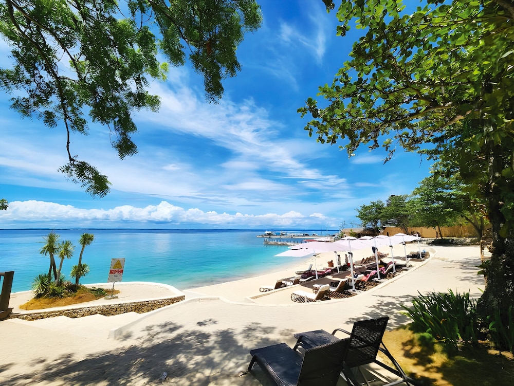 Mercure Mactan Cebu 40/47