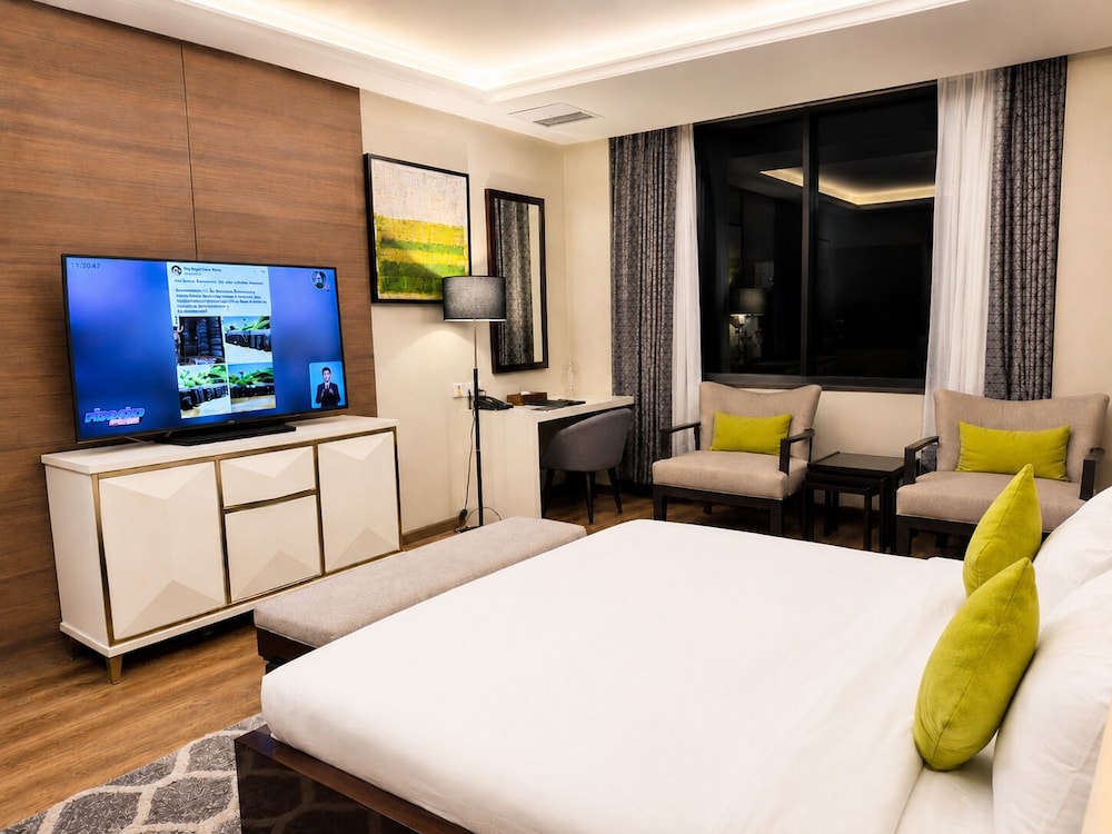 Savan Resorts 28/69