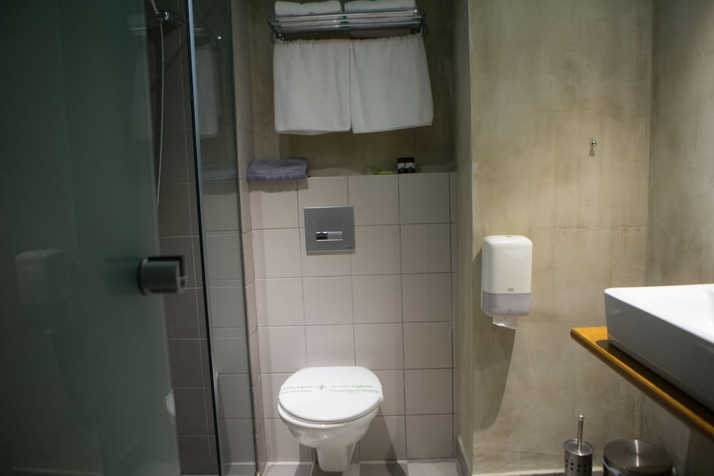 Metropolitan Hotel Thessaloniki 66/70